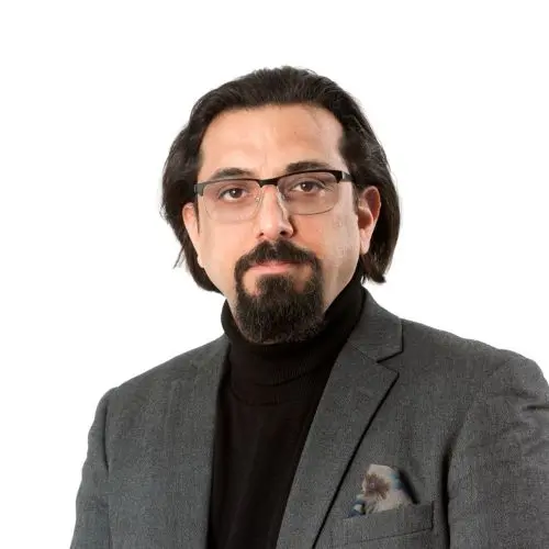 Amir Rostami, profilbild