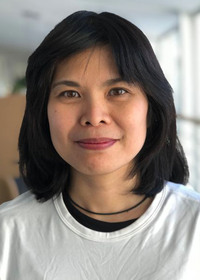 Nancy Joy Lim, lektor.